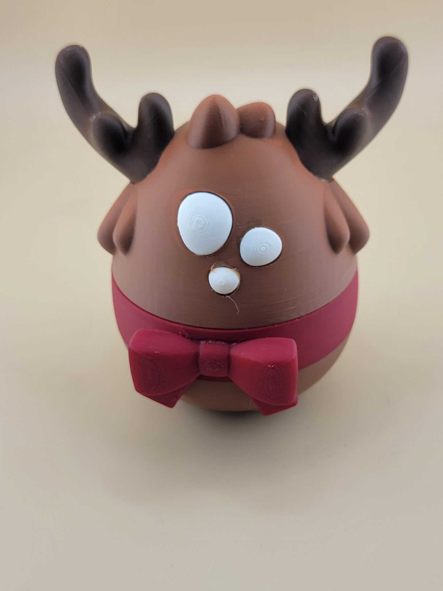 Reindeer Dragon 3D printed articulated flexi dragon fidget toy (desk pet), close-up of the Egg, FlexiFriends3D