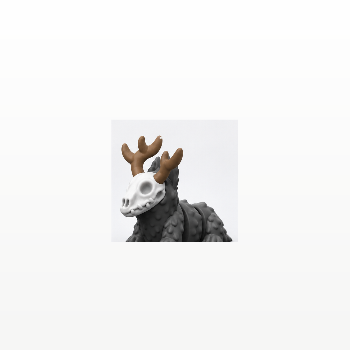 Articulated Wendigo Fidget Toy – Spooky Cryptid Desk Pet