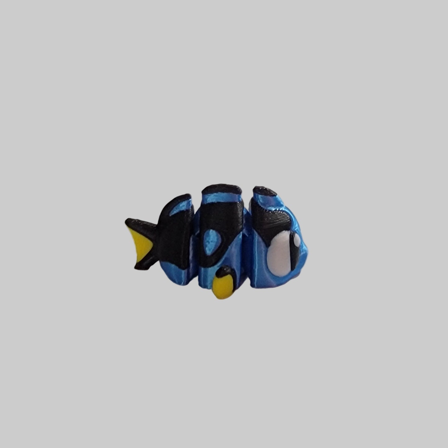 Mini Surgeonfish Articulated Fidget Toy – 3D Printed Desk Pet