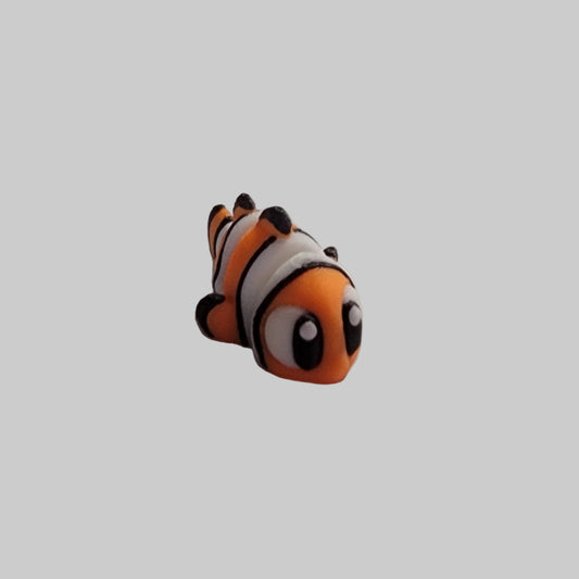 Mini Clownfish Articulated Fidget Toy – 3D Printed Desk Pet