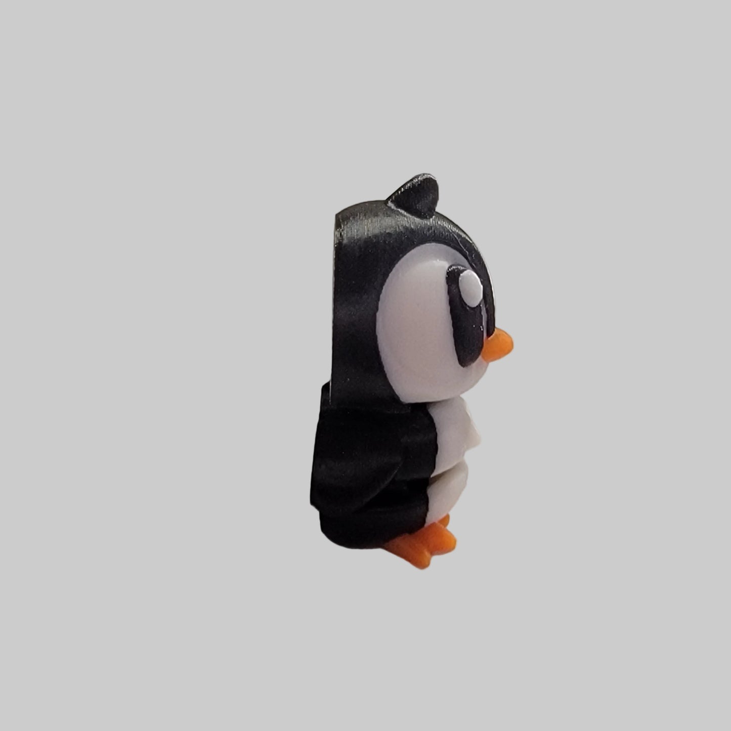 Mini Penguin Articulated Fidget Toy – 3D Printed Desk Pet