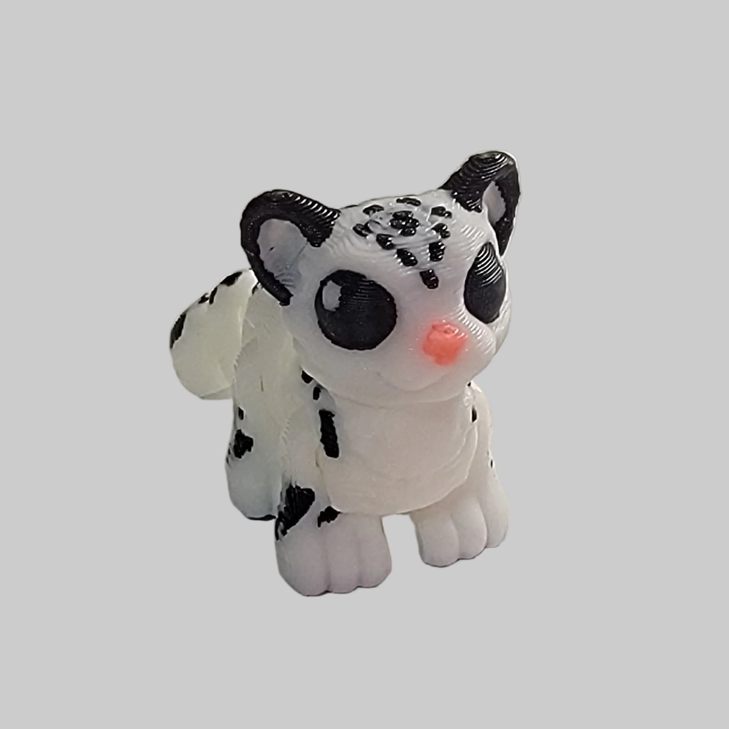 Mini Snow Leopard Articulated Fidget Toy – 3D Printed Desk Pet