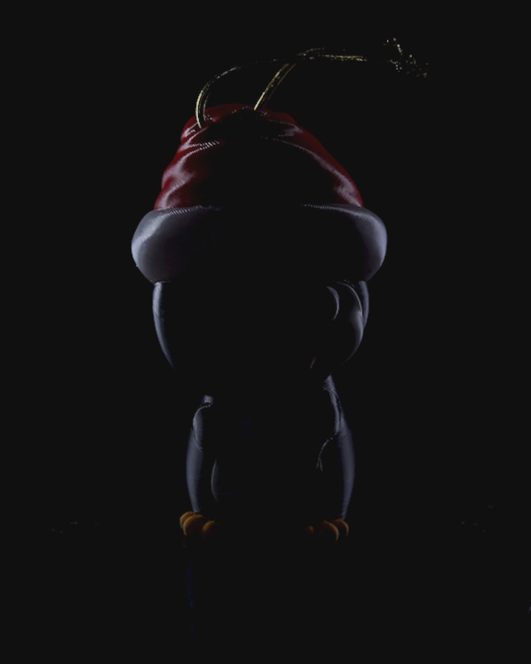 Flipper the penguin – 3D printed penguin ornament desk décor